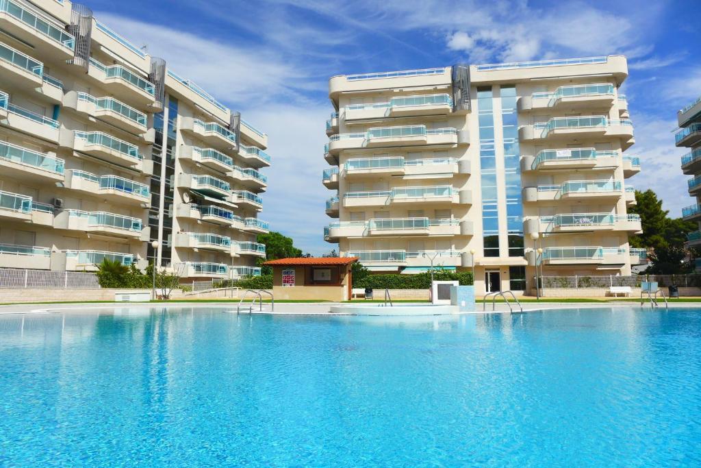 Rentalmar Families Larimar 萨洛 外观 照片